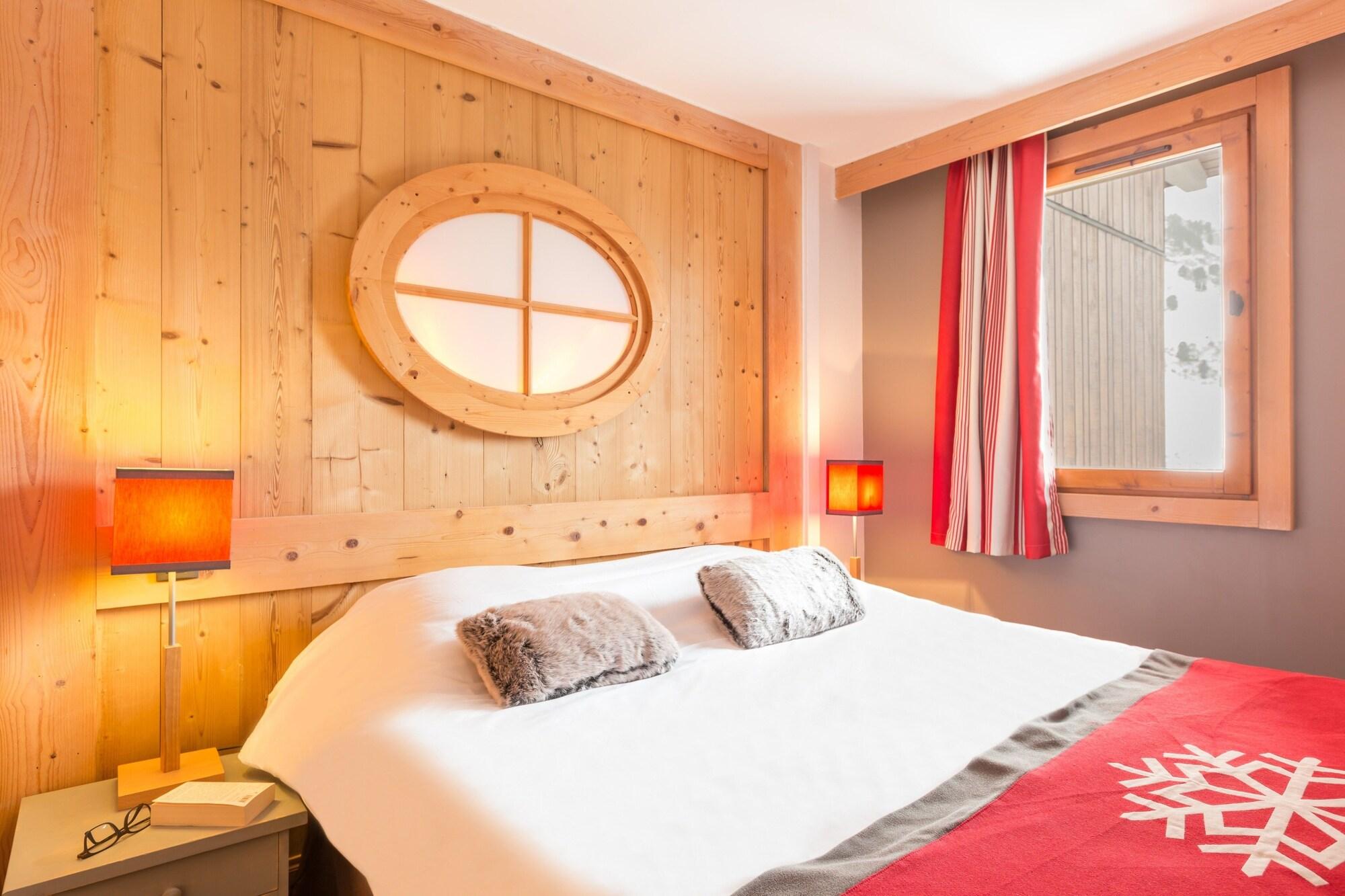 Aparthotel Pierre & Premium Les Crets 4*
