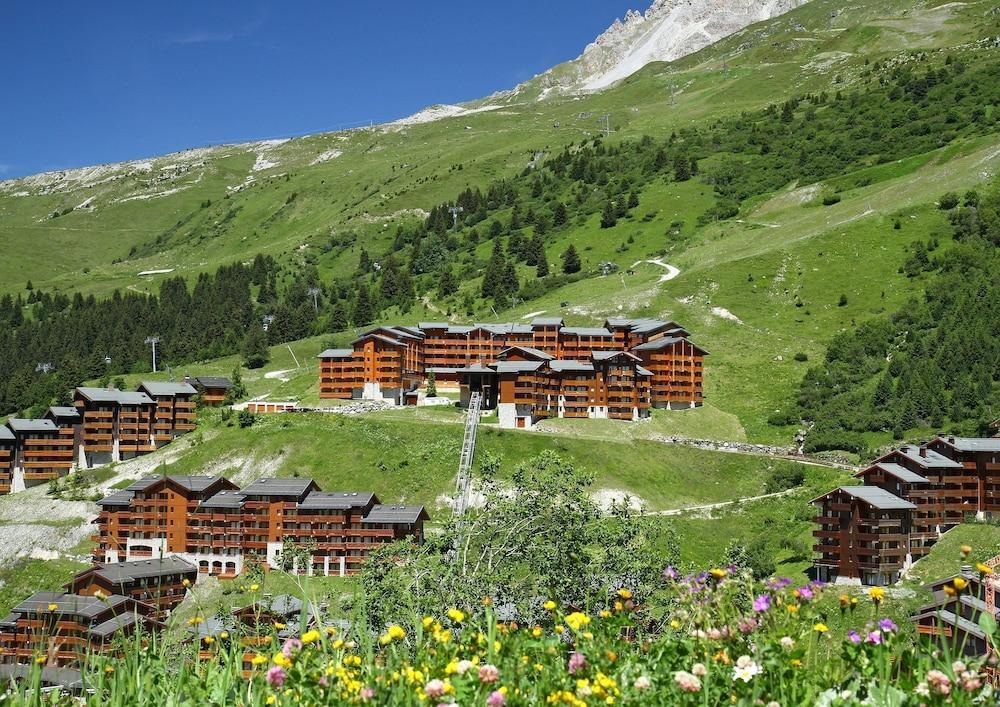 Pierre & Vacances Premium Les Crets Apart-hotel